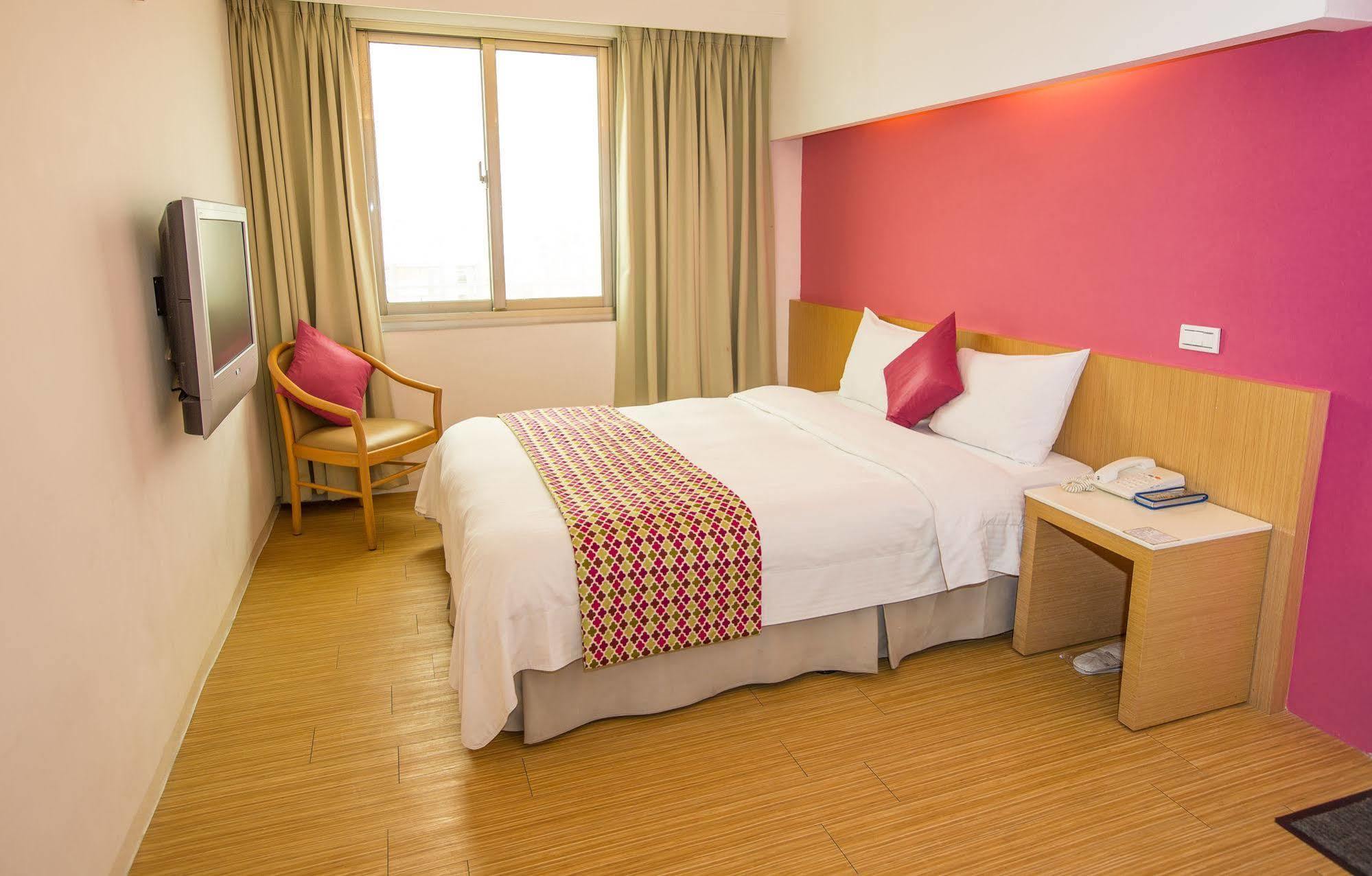 Hotel Ever Spring - Penghu Манонг Екстериор снимка